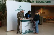 Punkt informacyjny konferencji