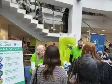 Dr Elżbieta Zielińska doradza licealistom