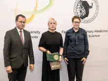 Laureatka - prof. dr hab. Joanna N. Izdebska