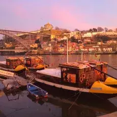 Porto - barki na rzece Douro